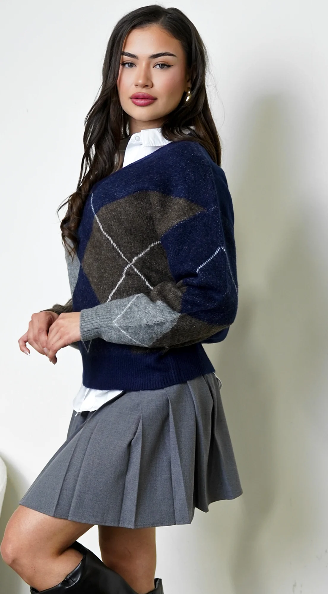 Noxley Argyle V Neck Long Sleeve Sweater - Navy - Image 5