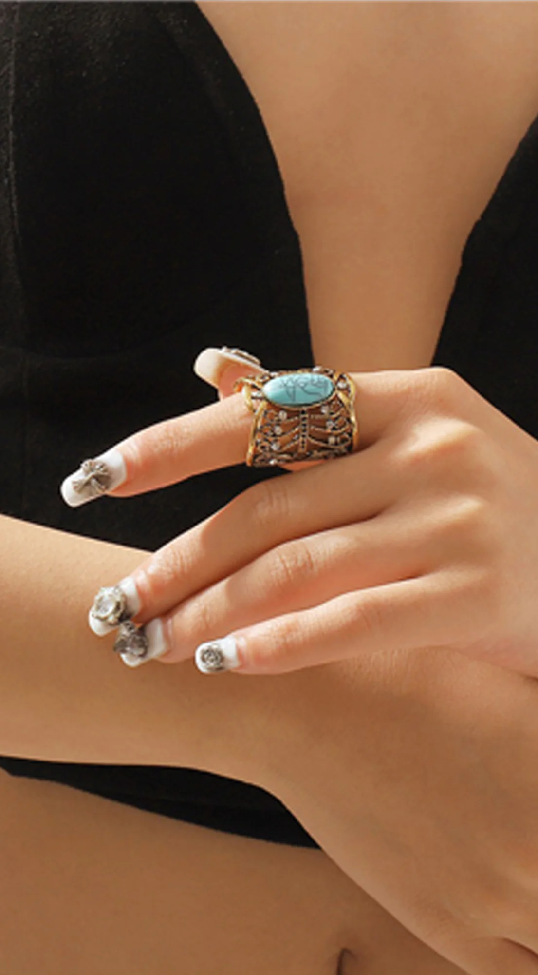 Western Oval Turquoise Statement Ring - Gold - Image 3